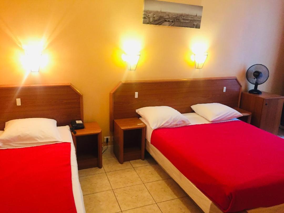 Paris Hotel Le Mediterraneen 외부 사진
